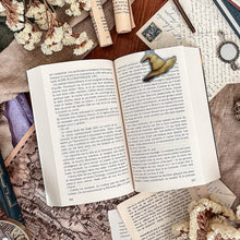Load image into Gallery viewer, Magic hat magnetic bookmark