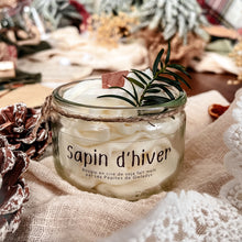 Charger l'image dans la galerie, Bougie chantilly au sapin d'hiver