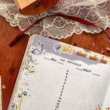 Charger l'image dans la galerie, Petite planche de stickers timbres Fleurs des champs