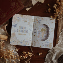 Load image into Gallery viewer, Petite planche de stickers Feuilles Petits Sortilèges

