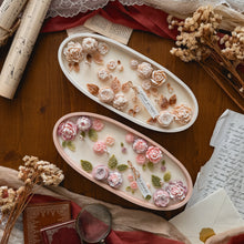 Load image into Gallery viewer, Bougie décorée Cerisier en fleurs – Grande ovale

