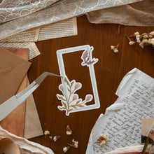 Load image into Gallery viewer, Set de cadres et encarts - Lectures Printanières - Romantasy
