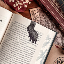 Load image into Gallery viewer, Magnetic bookmark - Fallen angel wing 
